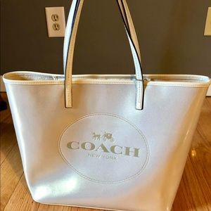 Coach tote, used twice!